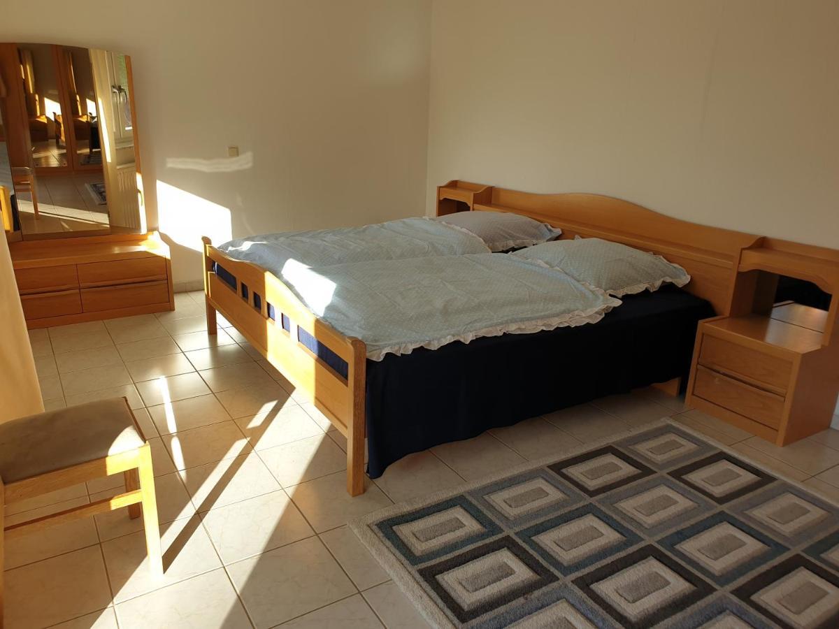 Schoene Grosse Ferienwohnung Im Mittelrheintal Nahe Loreley Bornich Bagian luar foto