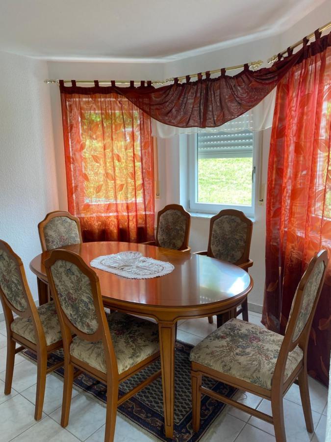 Schoene Grosse Ferienwohnung Im Mittelrheintal Nahe Loreley Bornich Bagian luar foto