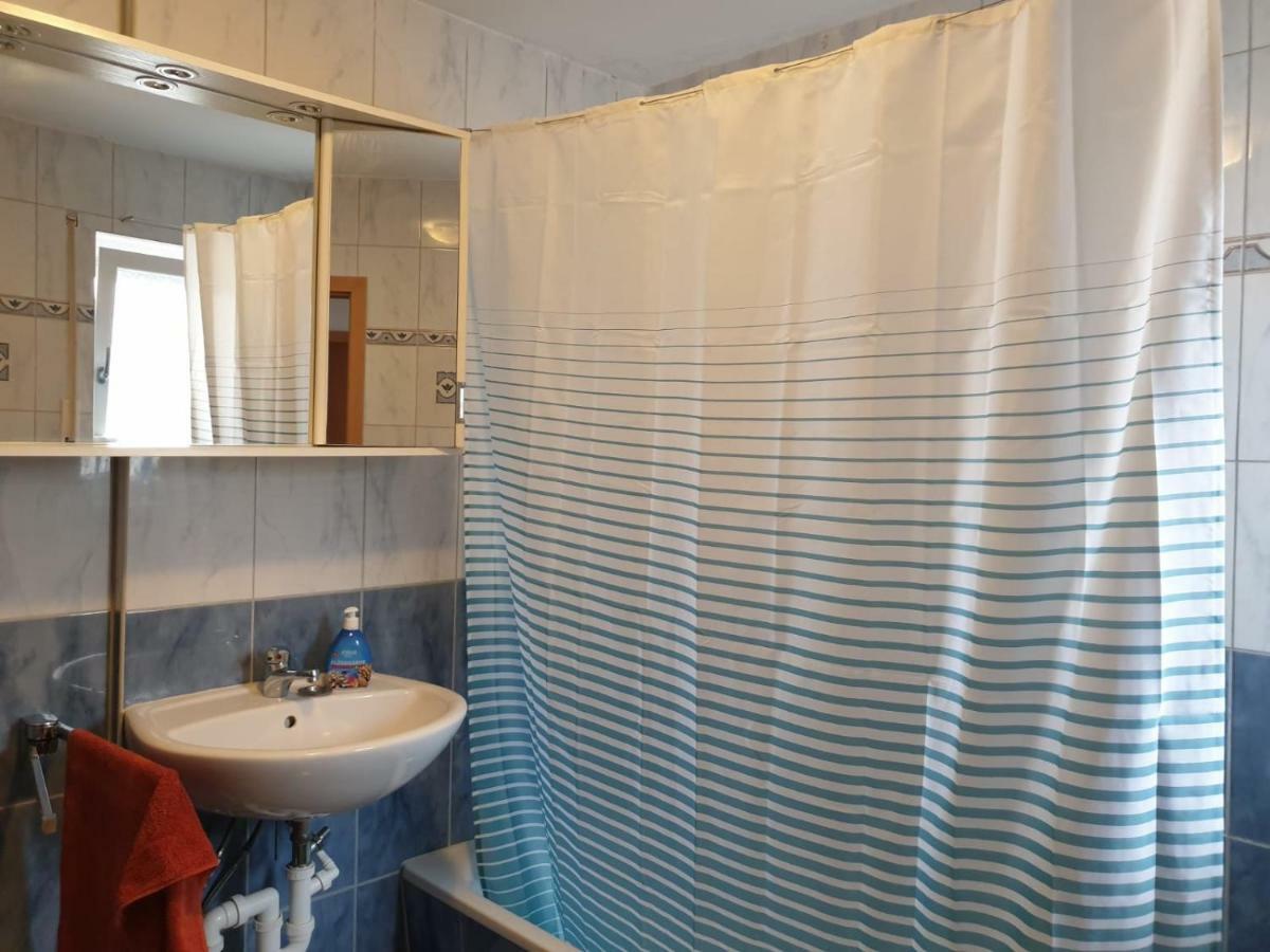 Schoene Grosse Ferienwohnung Im Mittelrheintal Nahe Loreley Bornich Bagian luar foto